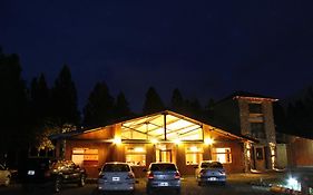 Paralelo 42° Lodge